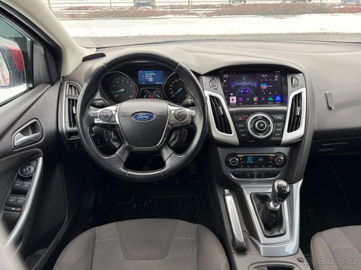 Ford Focus 1.6 EB 110kw TOP VÝBAVA - 11