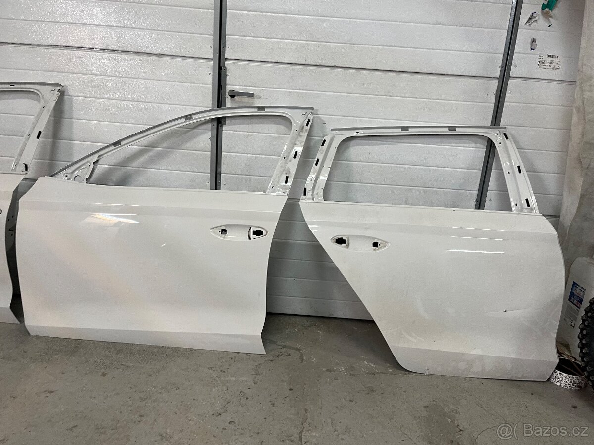 Octavia 4 facelift kapota,naraznikmaska-černý rámeček,svetla - 11