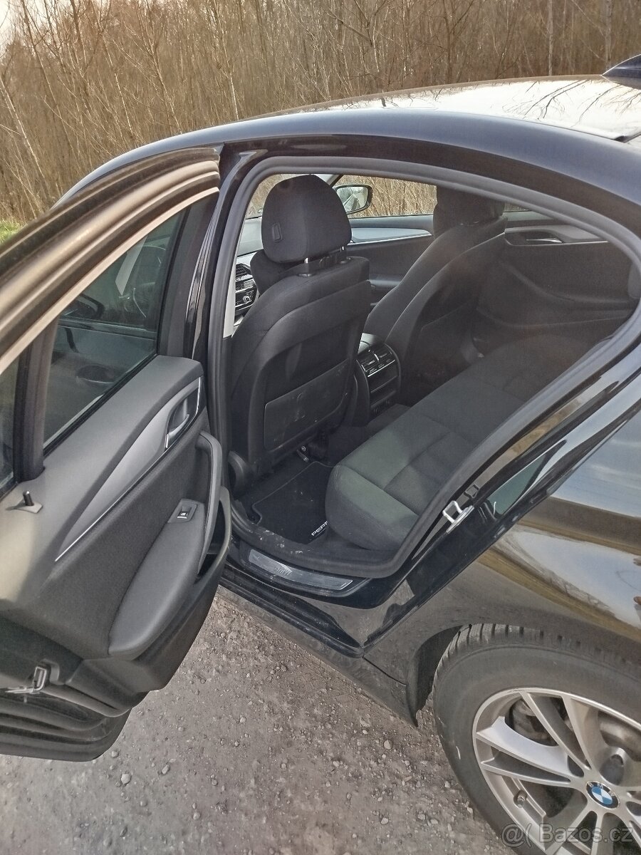 BMW G30 525d 170kw - 11