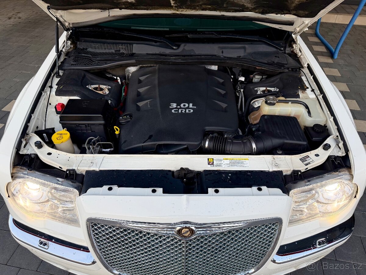 Chrysler 300C 3.0 CRD Startech EDITION TOP STAV - 11