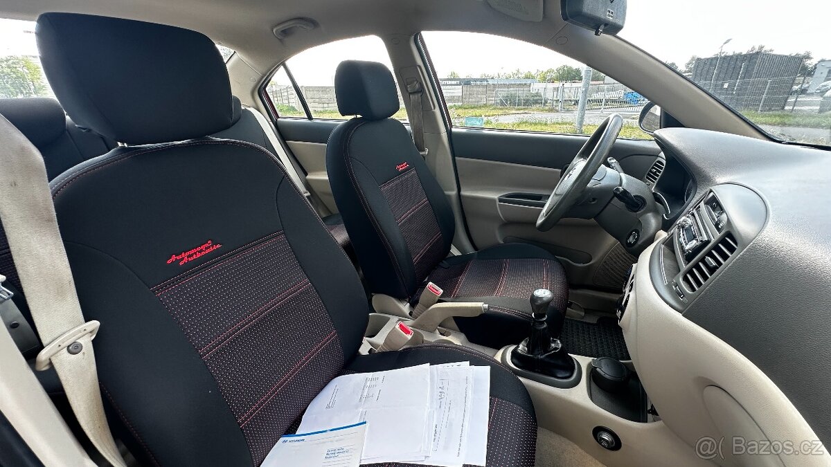 HYUNDAI ACCENT 1.4 - 11