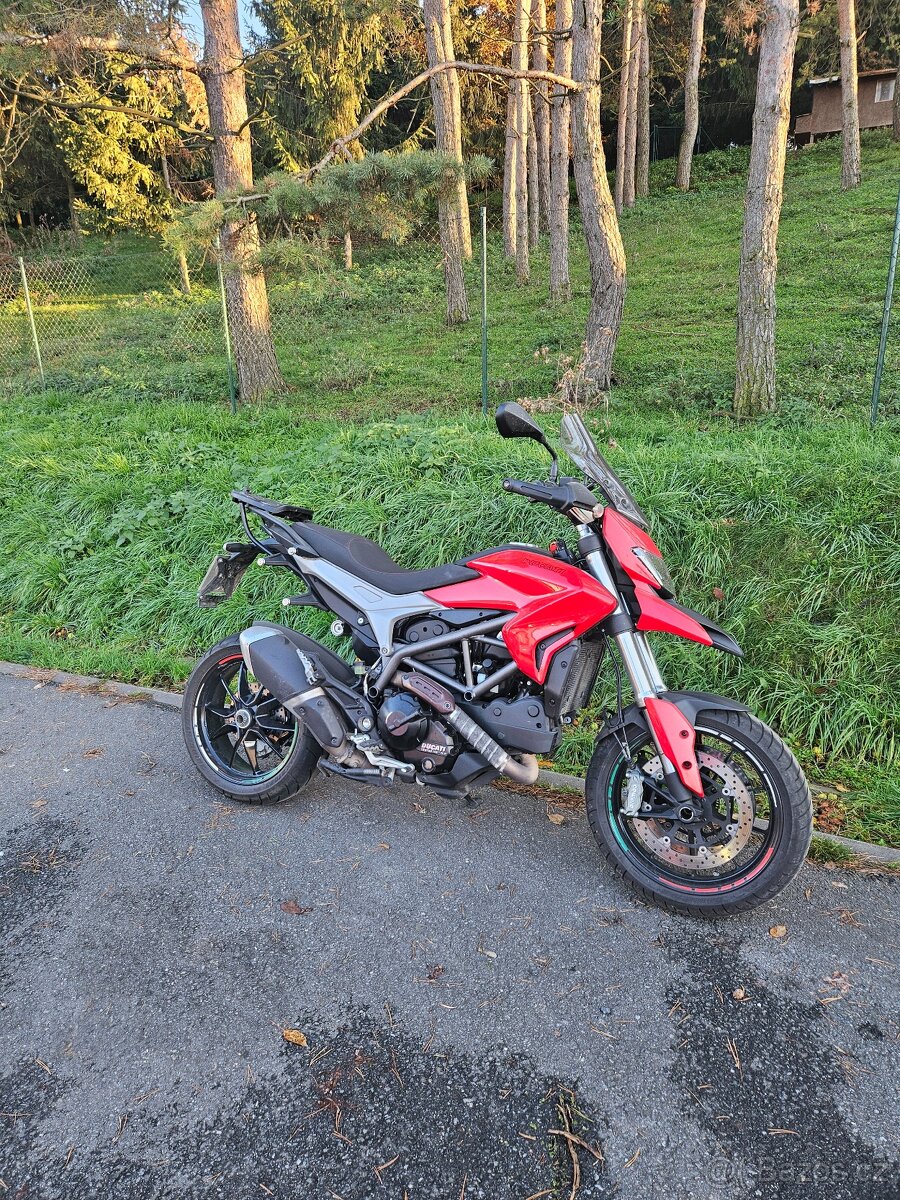 Ducati 821 Hyperstrada,Hypermotard - 11