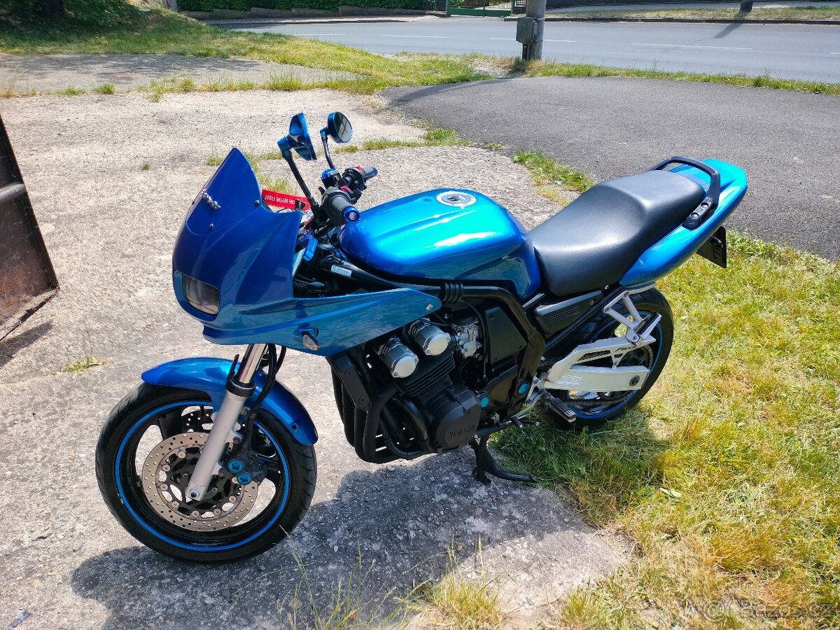 Yamaha 600 fzs rj02 70kw 5/2001 - 11