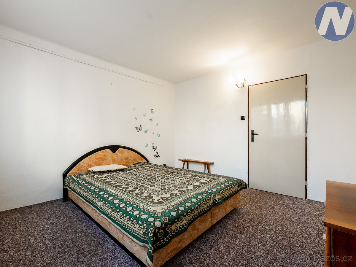 Volary, dr. byt 3+1 s balkonem - 11