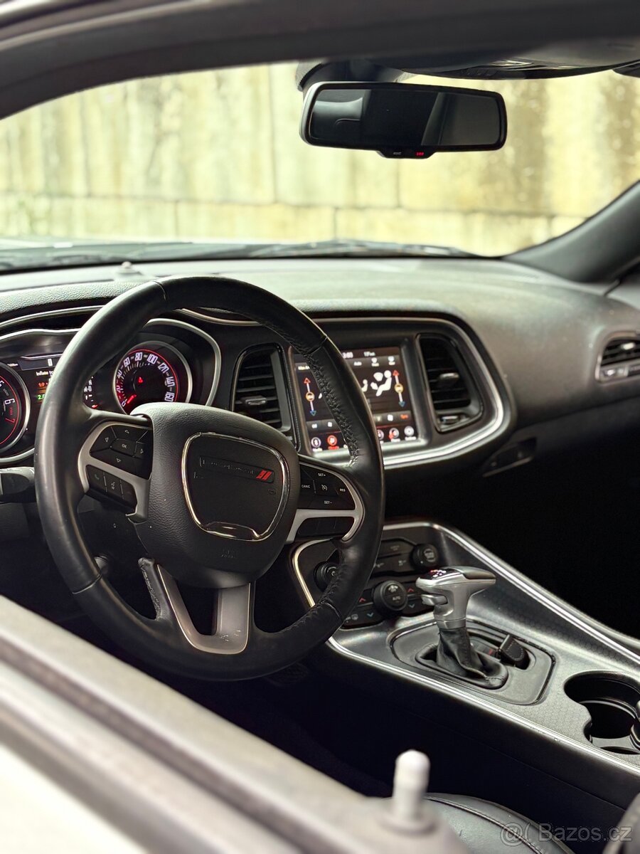 Dodge Challenger, 3.6L V6 - 11