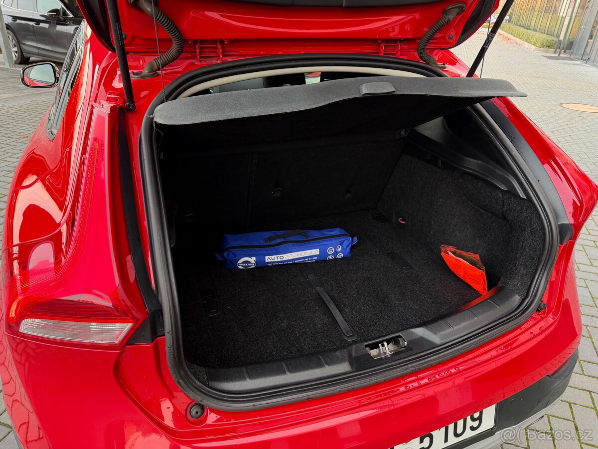 Volvo V40 Cross Country / T4 132 kW / automat / 4x4 - 11