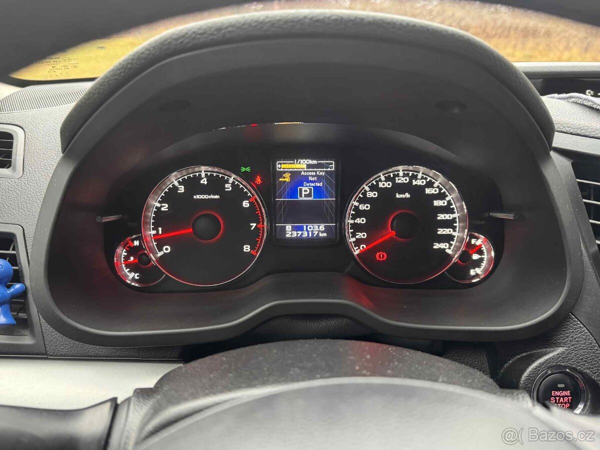 Subaru Outback 2.5i - 11