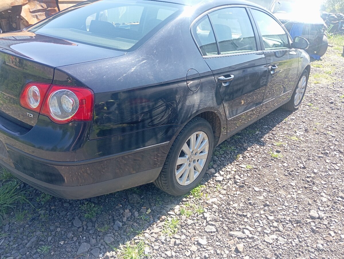 Náhradní díly na VW Passat B6 - 11