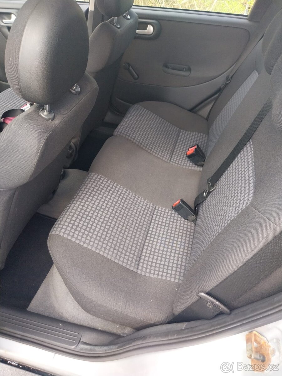 Opel Corsa 1,2i 173 000km - 11