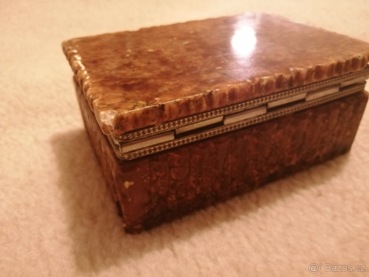 mramorová šperkovnice - 11