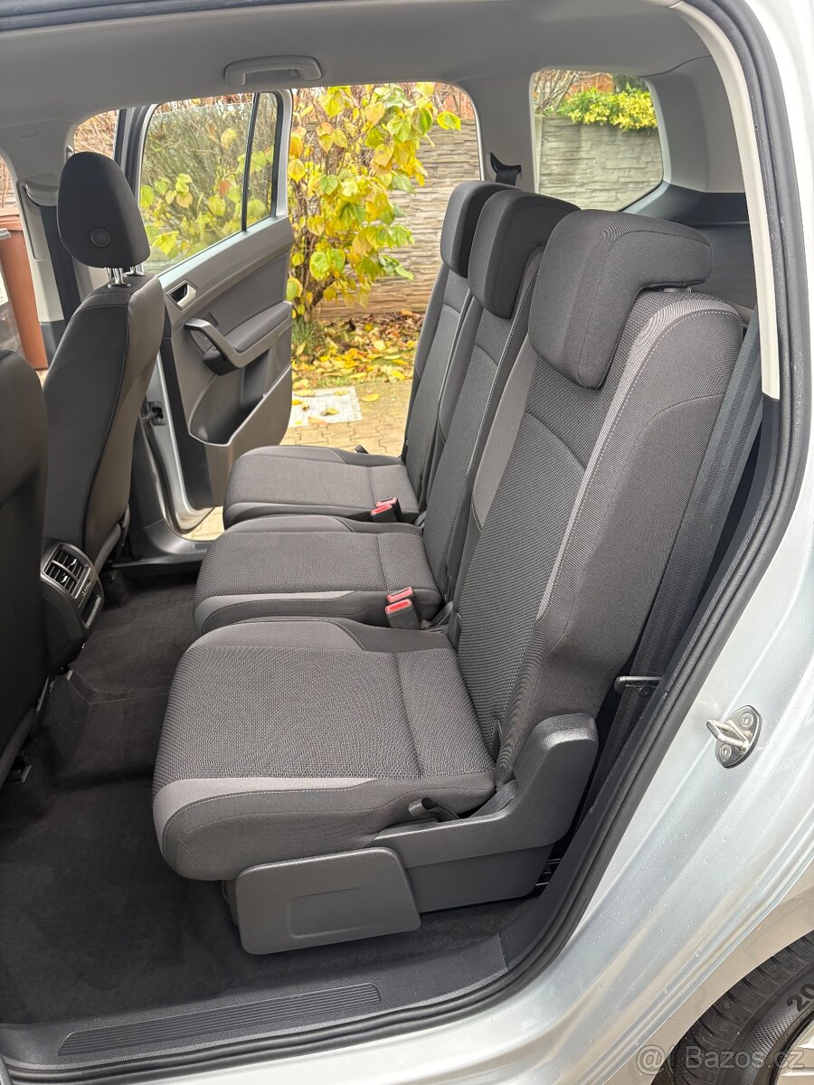 VW TOURAN 2.0TDI R.2023 128000km 2x kola TOP STAV - 11
