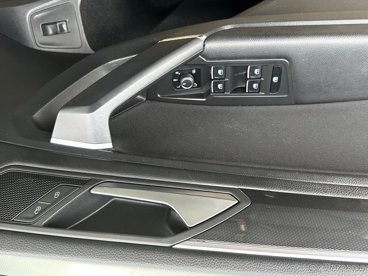 VW Tiguan 2.0TDi, 4x4, r.2019, 1.maj., top stav - 11
