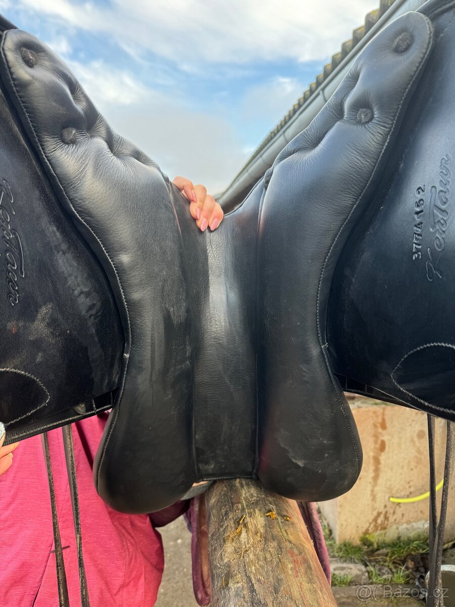 Sedlo s vybavením - 11