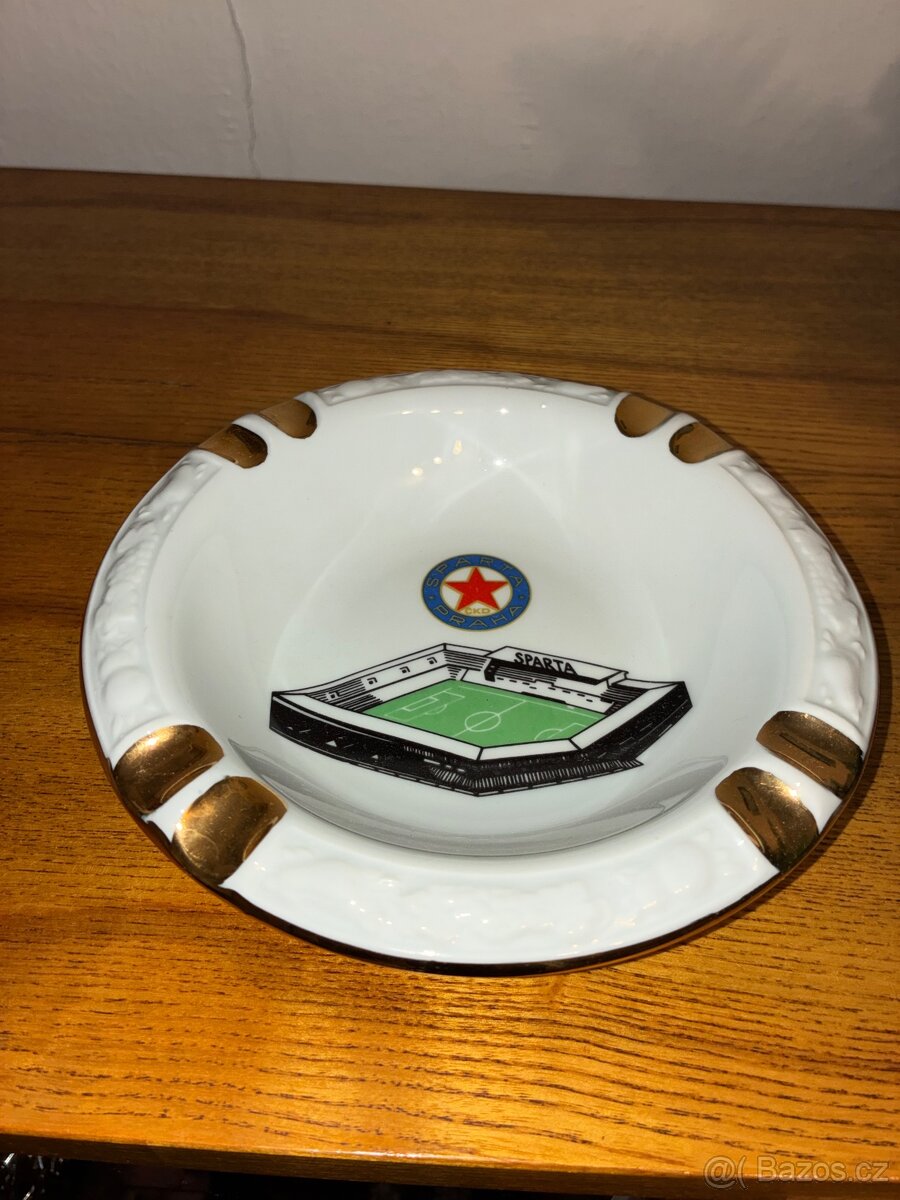 Skleněné a keramické nádobí - 11