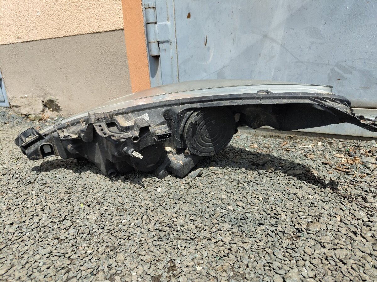 Předek Peugeot 207 EZRC - 11