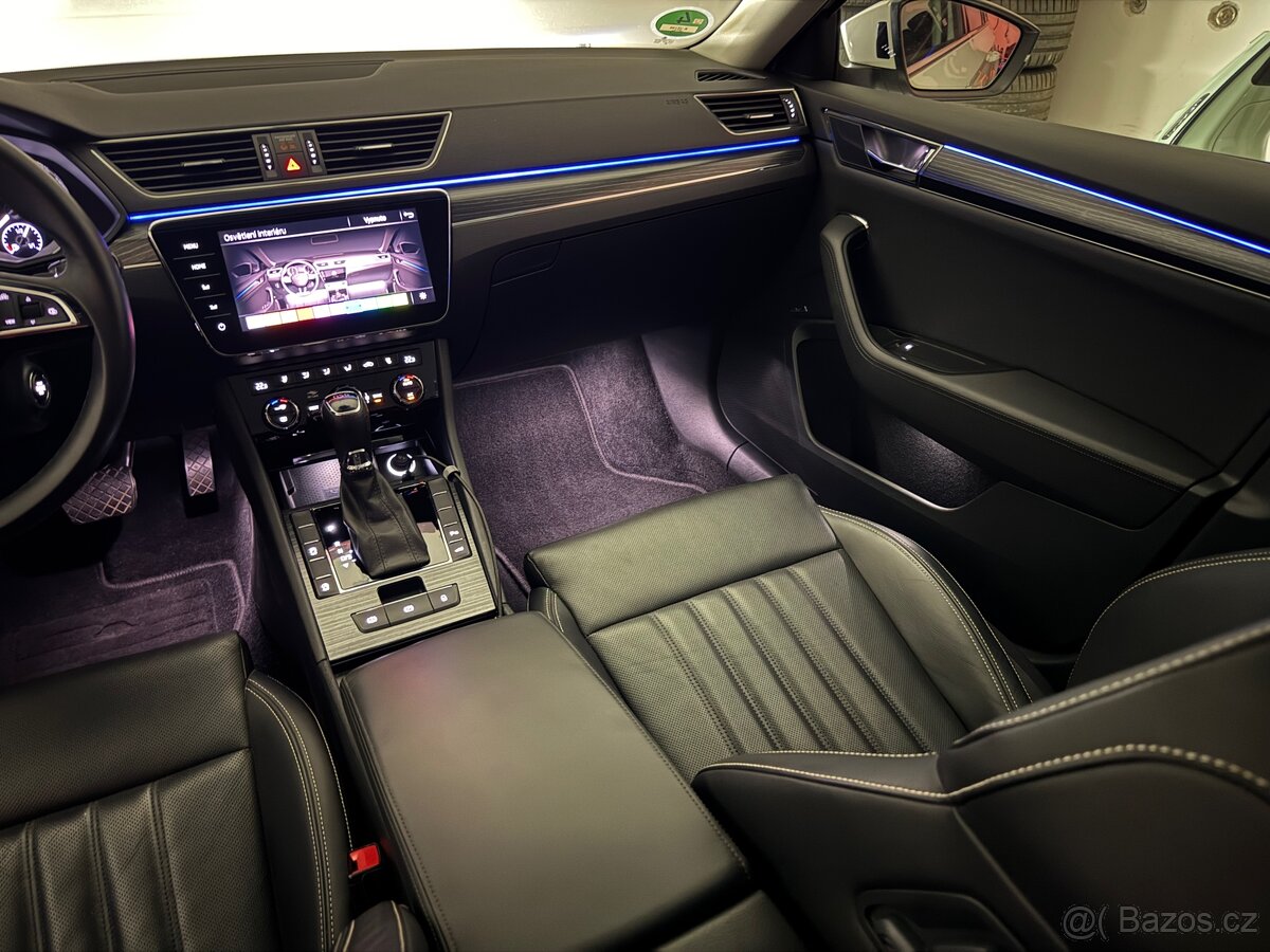 Škoda Superb 2.0 TDI 140kw/ Nové rozvody/ Odvětr. sedadla/ - 11