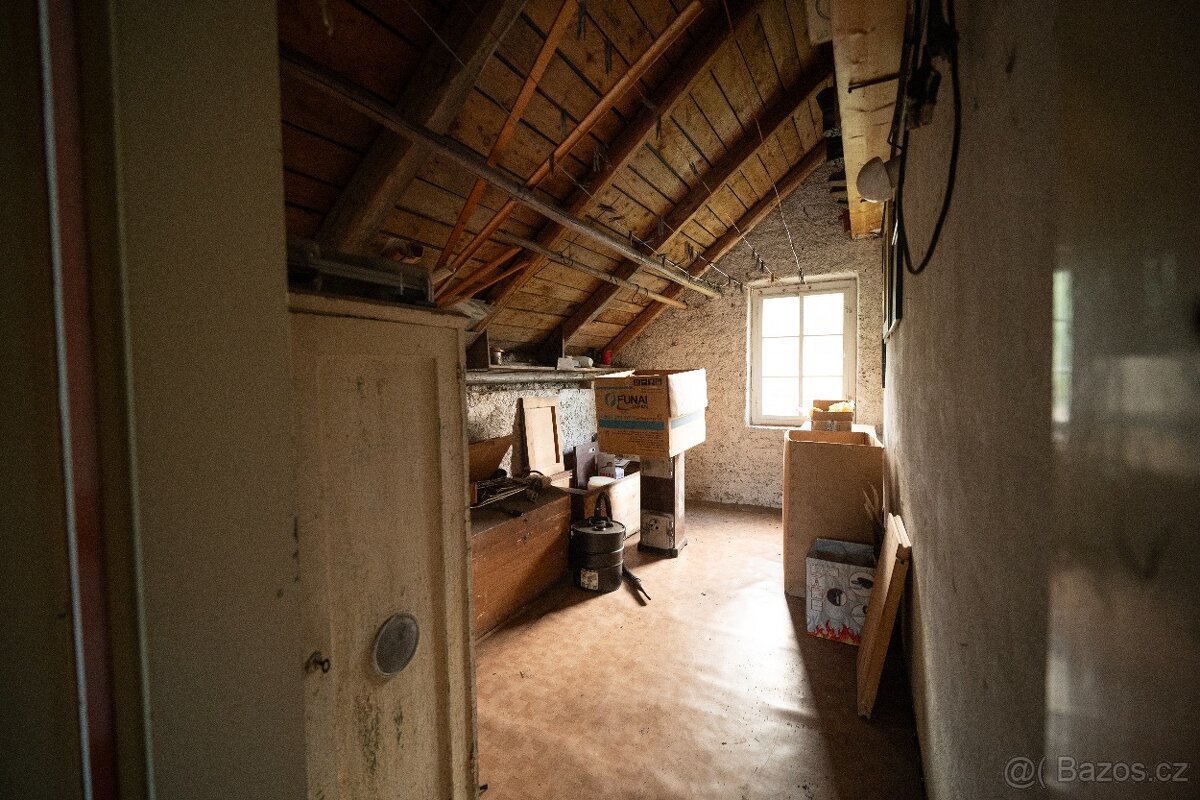 Prodej rodinného domu 246 m² – Česká Metuje - 11