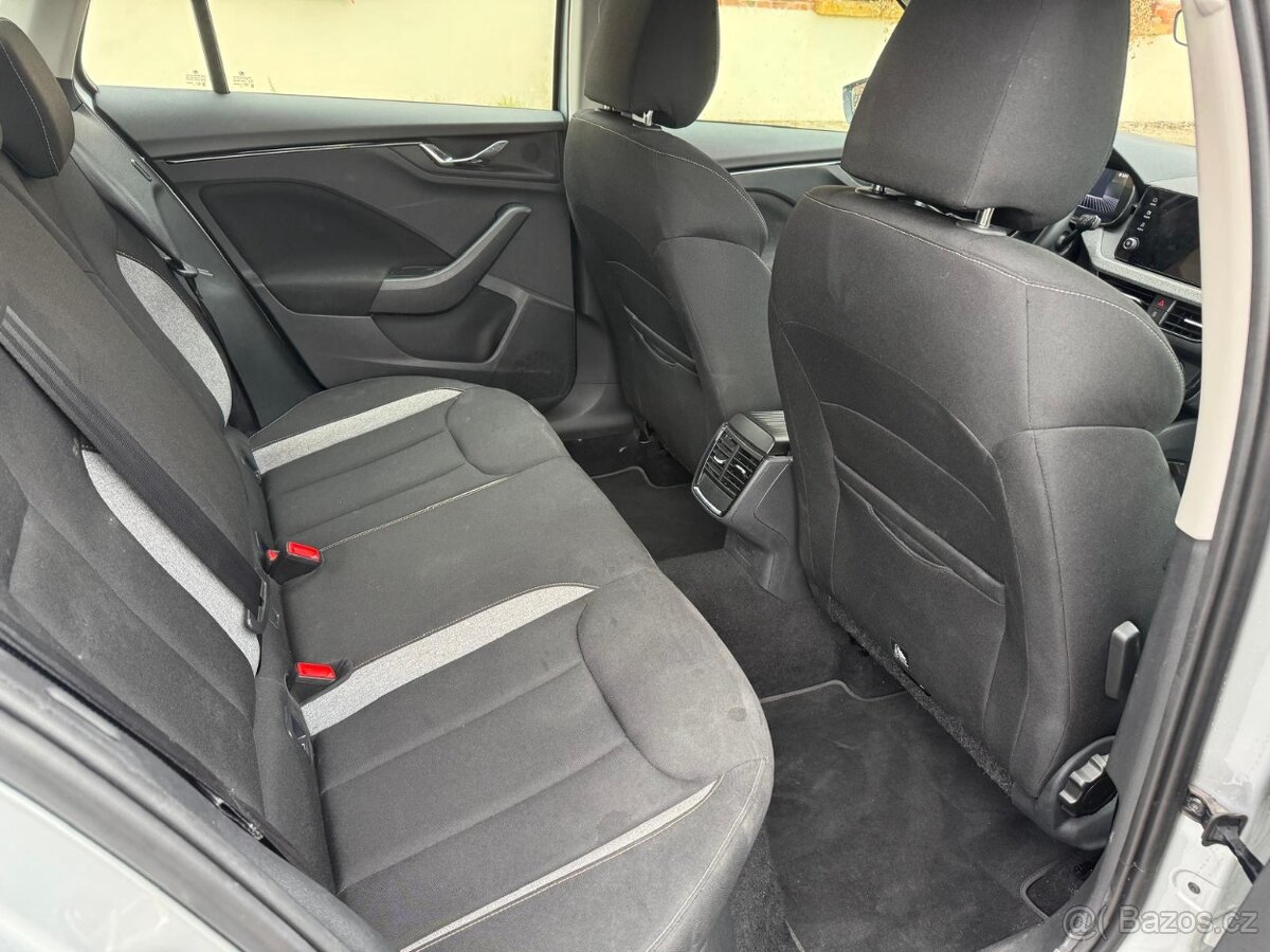 Skoda Kamiq 1.0 TSI - 11