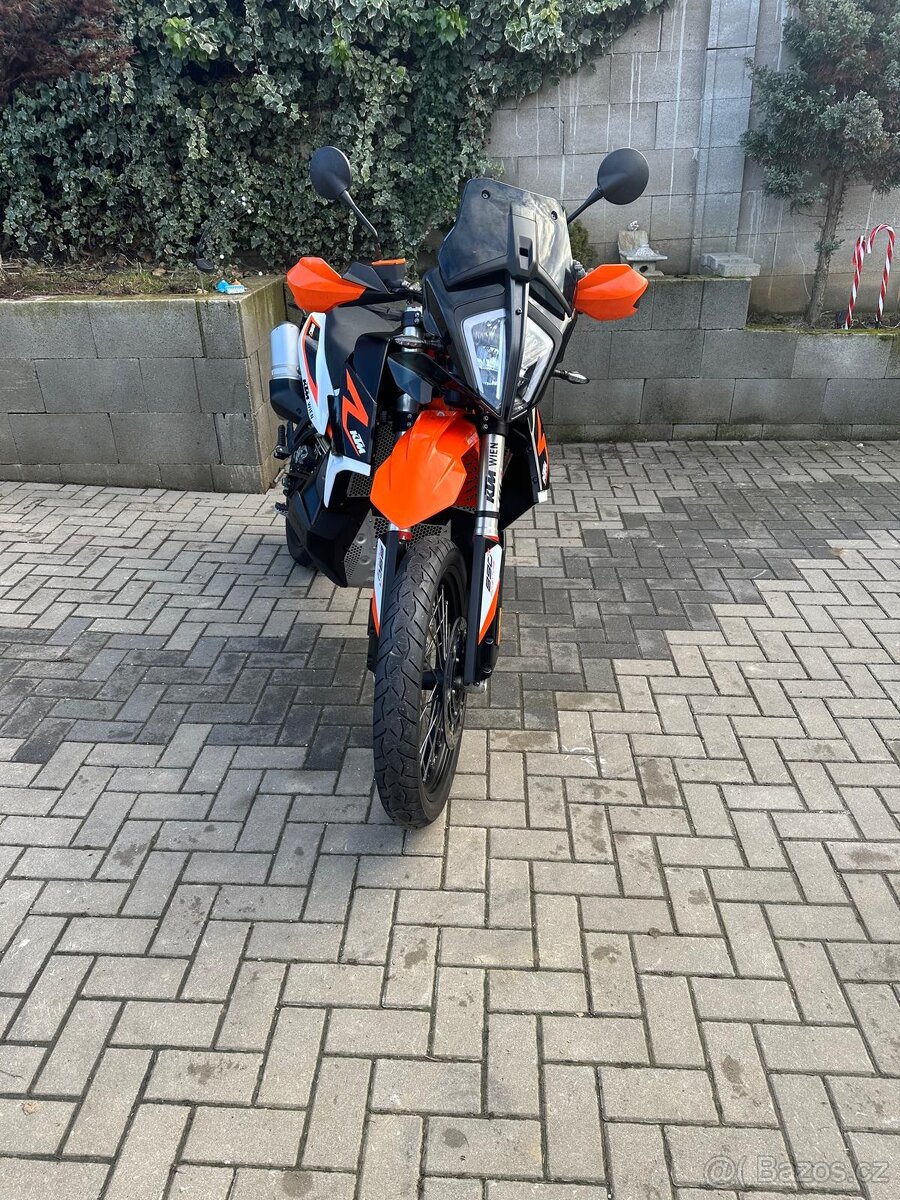 Predám KTM Adventure 890 R 2021 - 11
