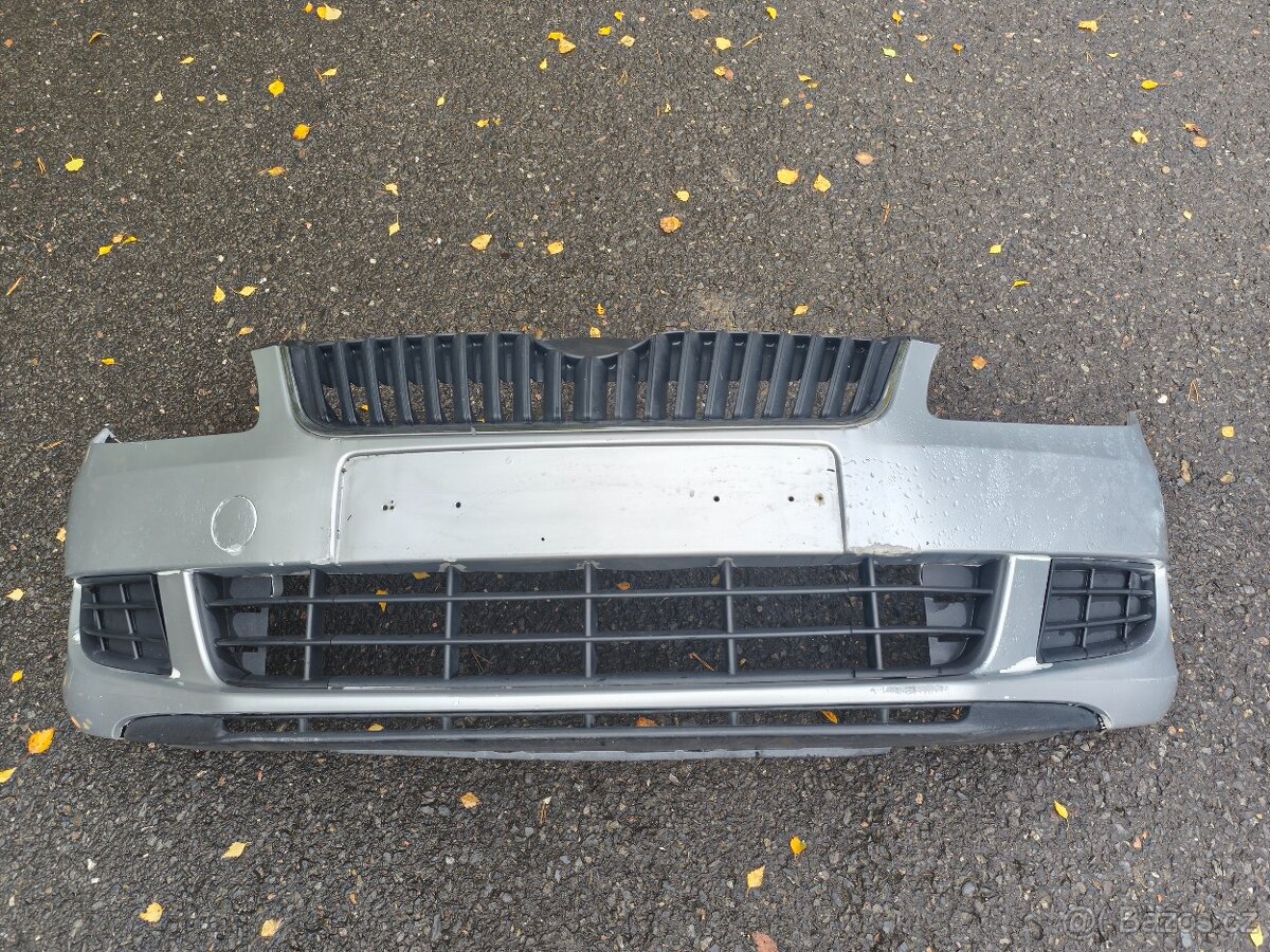 Skoda Fabia 2 facelift - přední nárazník - 11