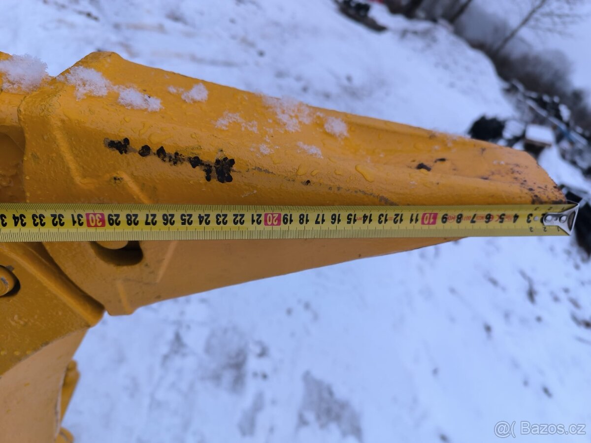 Rozrývák pro bagry 20-36t - 11