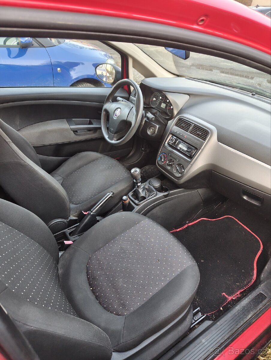 Fiat Grande Punto 1.2 8v - 11