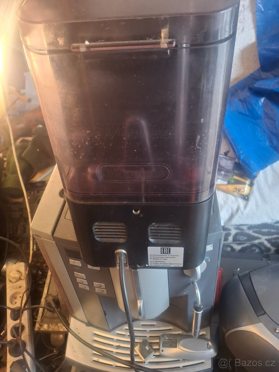 2× kávovar De'Longhi - 11