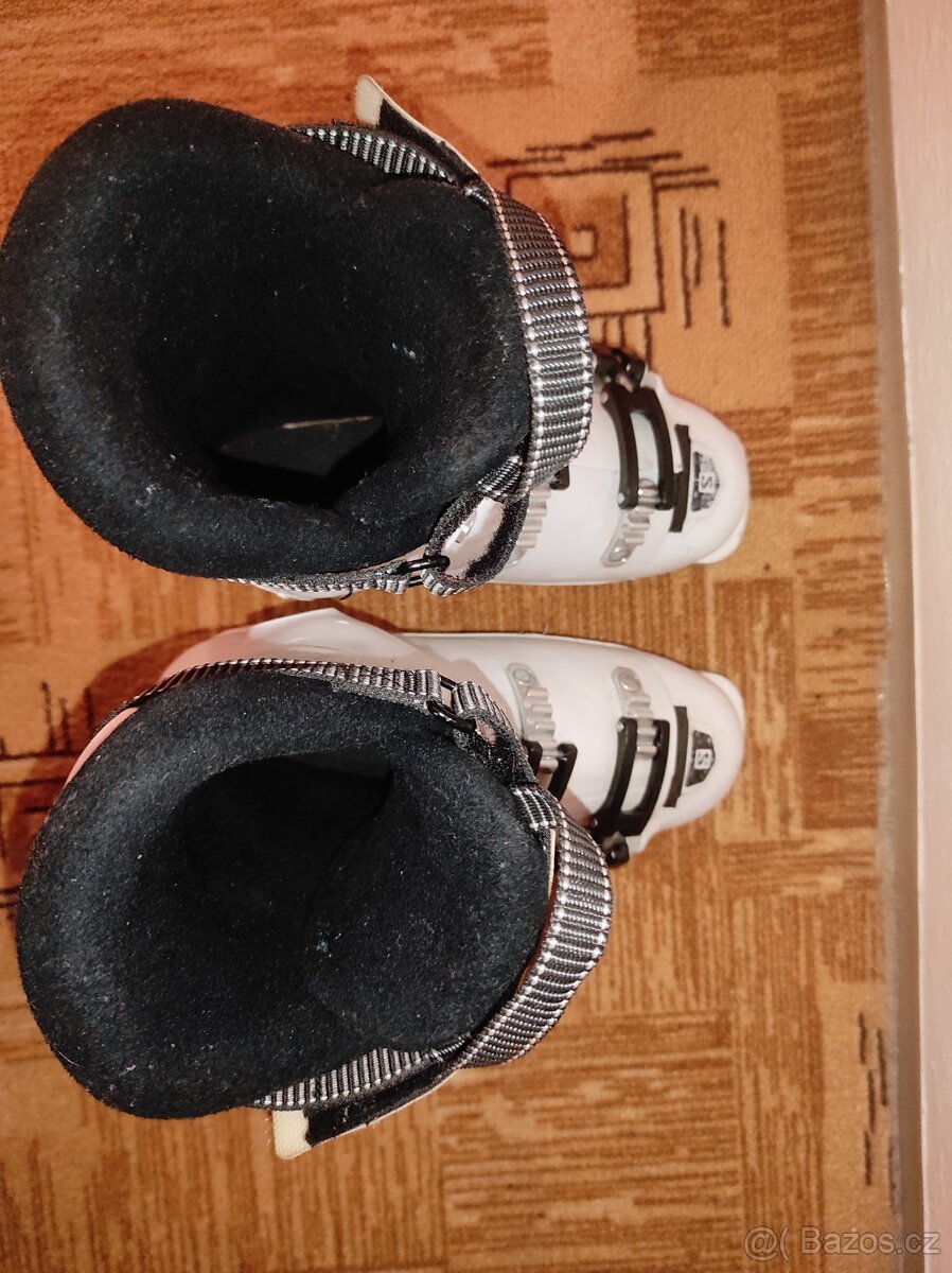 Lyžařské boty 24 - 11
