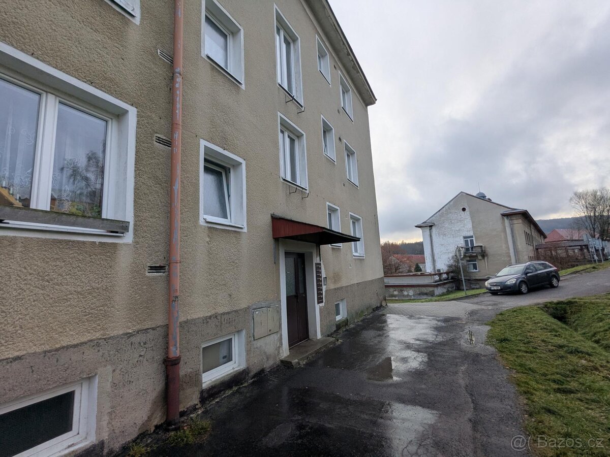 Pronájem bytu 2+kk, Okružní 269, Meziboří - 11