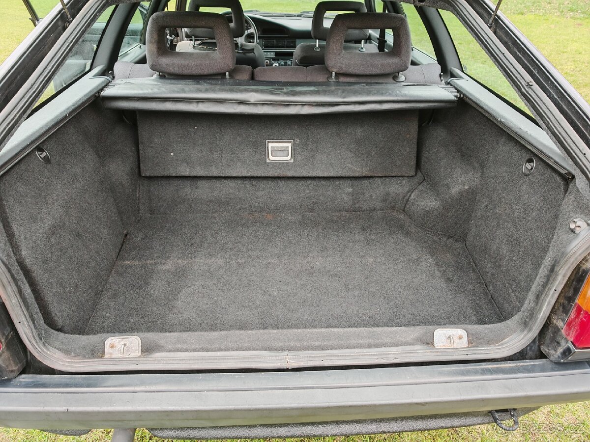 Audi 100 C3 quattro Avant doutnik - 11