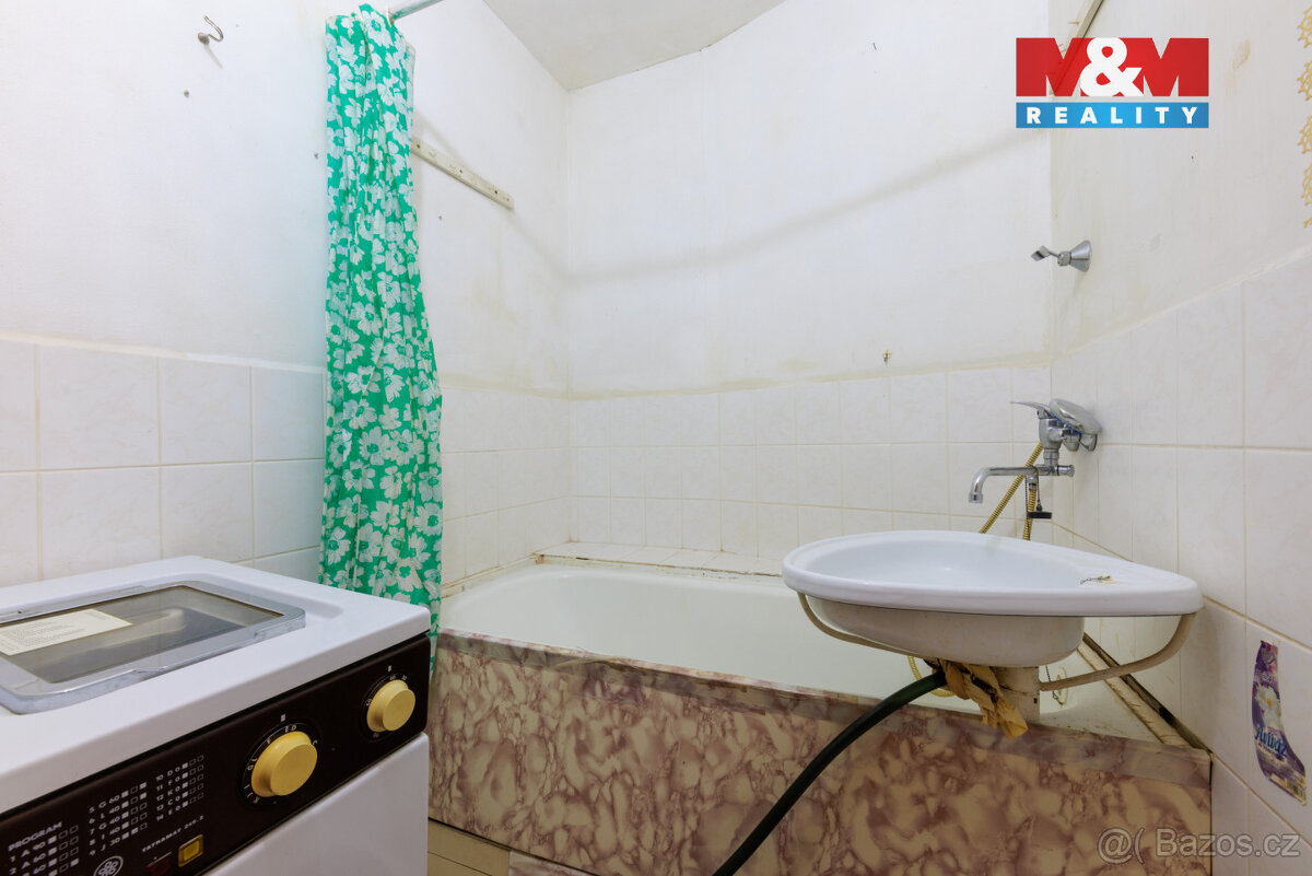 Prodej bytu 2+1, 46 m², Teplice, ul. Alejní - 11