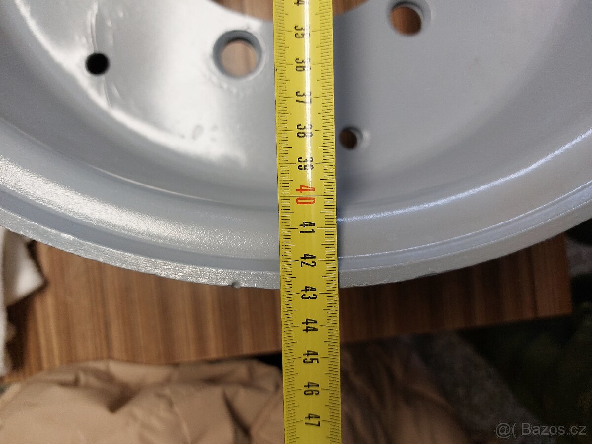 Pneu 11.5-15 - 11