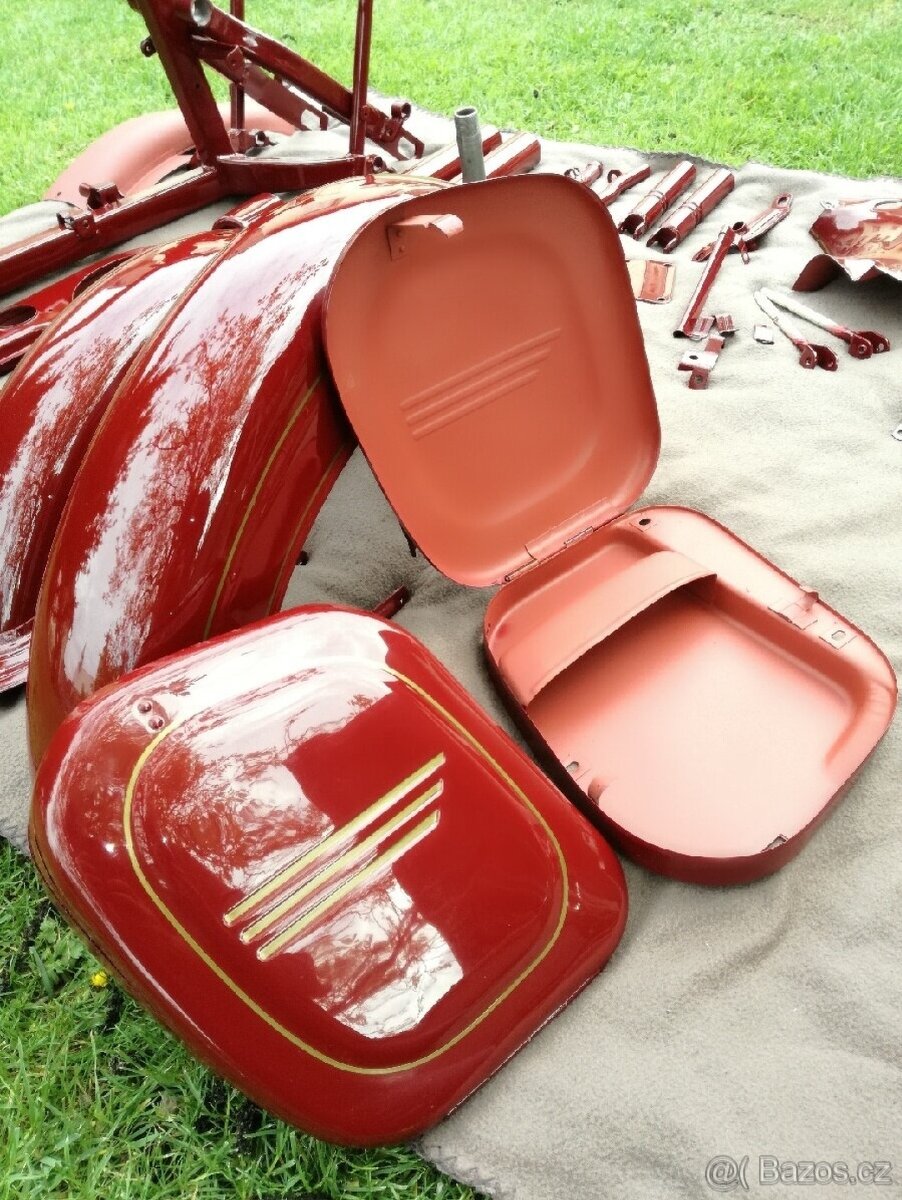 Lakování historickych motocyklů - 11