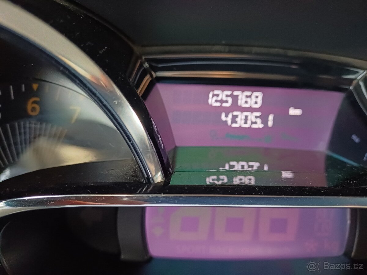 Prodám auto Renault clio - 11