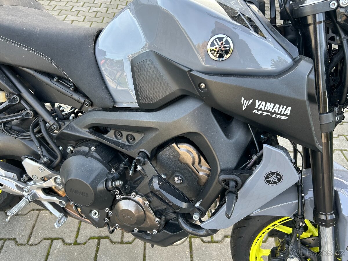 Yamaha MT-09 ABS 2017 - 11