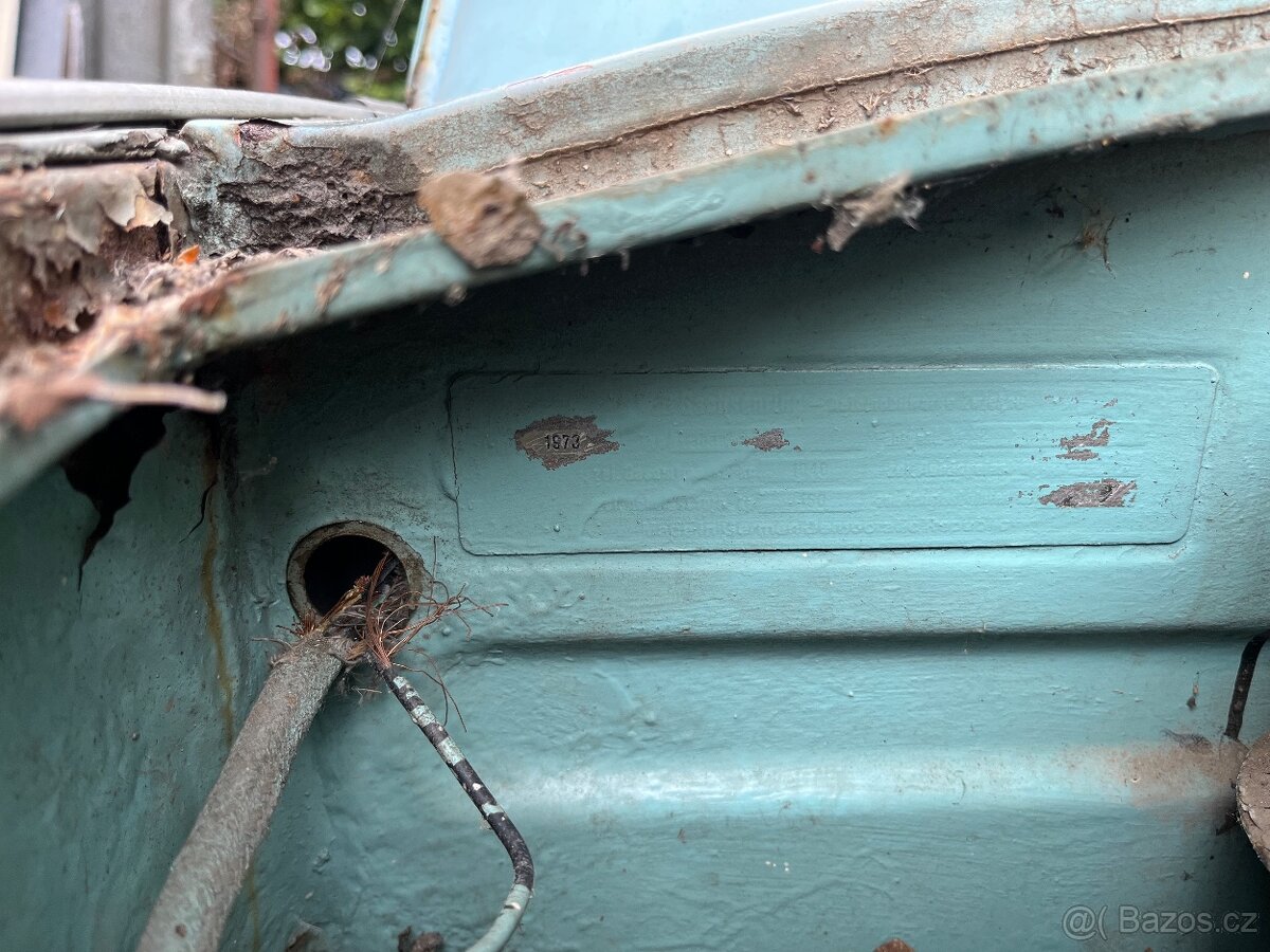 2x Trabant + Díly - 11