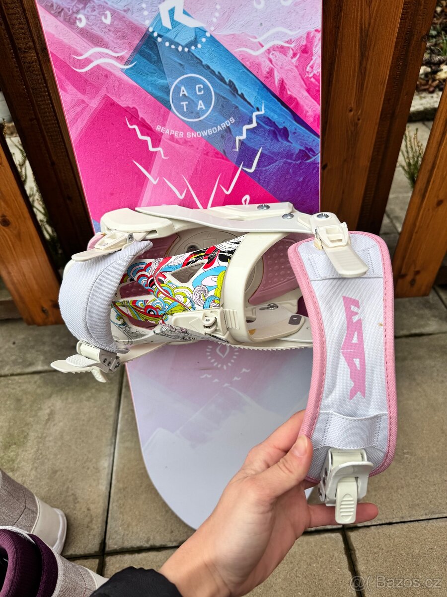 Nový snowboard s vázáním a botami - 11