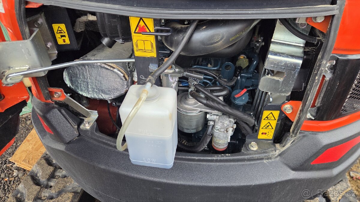 Prodám minibagr Kubota U27-4, jen 145mth - 11