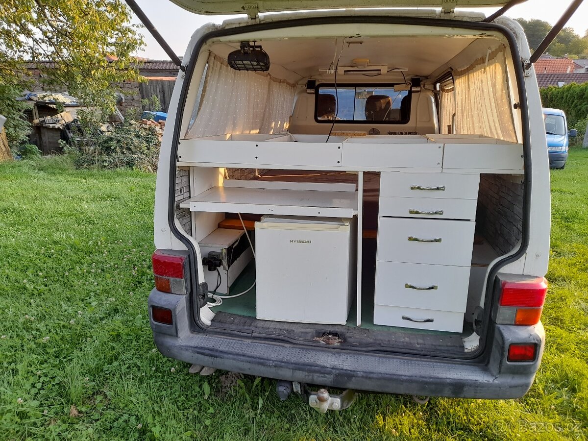 W Transporter T4 obytny - 11