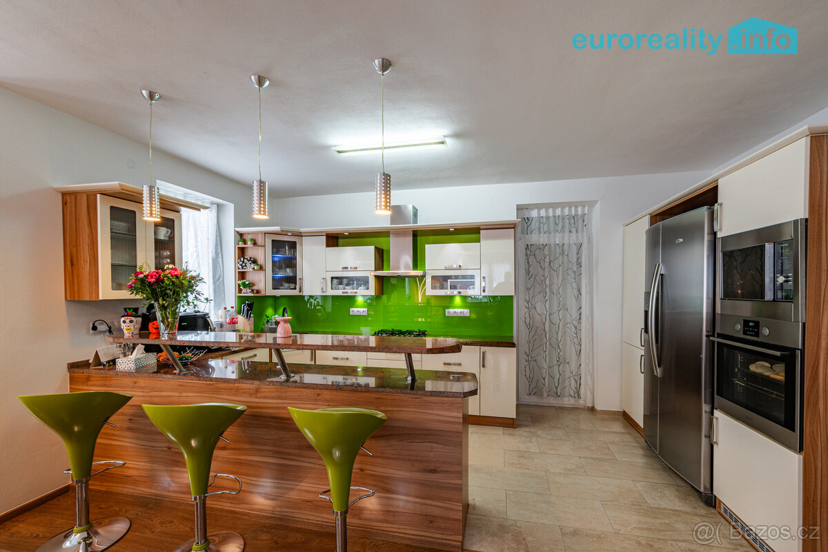 Prodej rodinného domu, 147 m2, Kraslice - 11