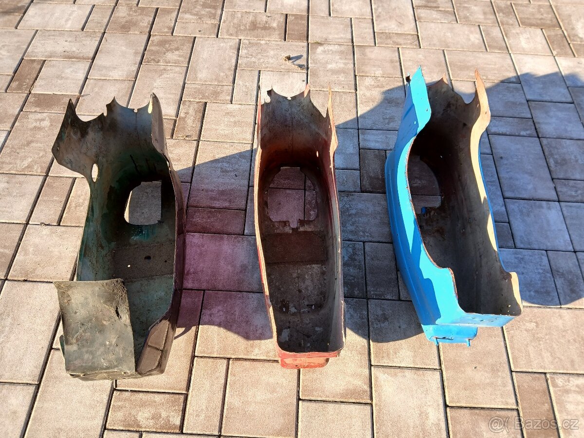 Jawa 50 pionyr - podsedlovy plech - 11