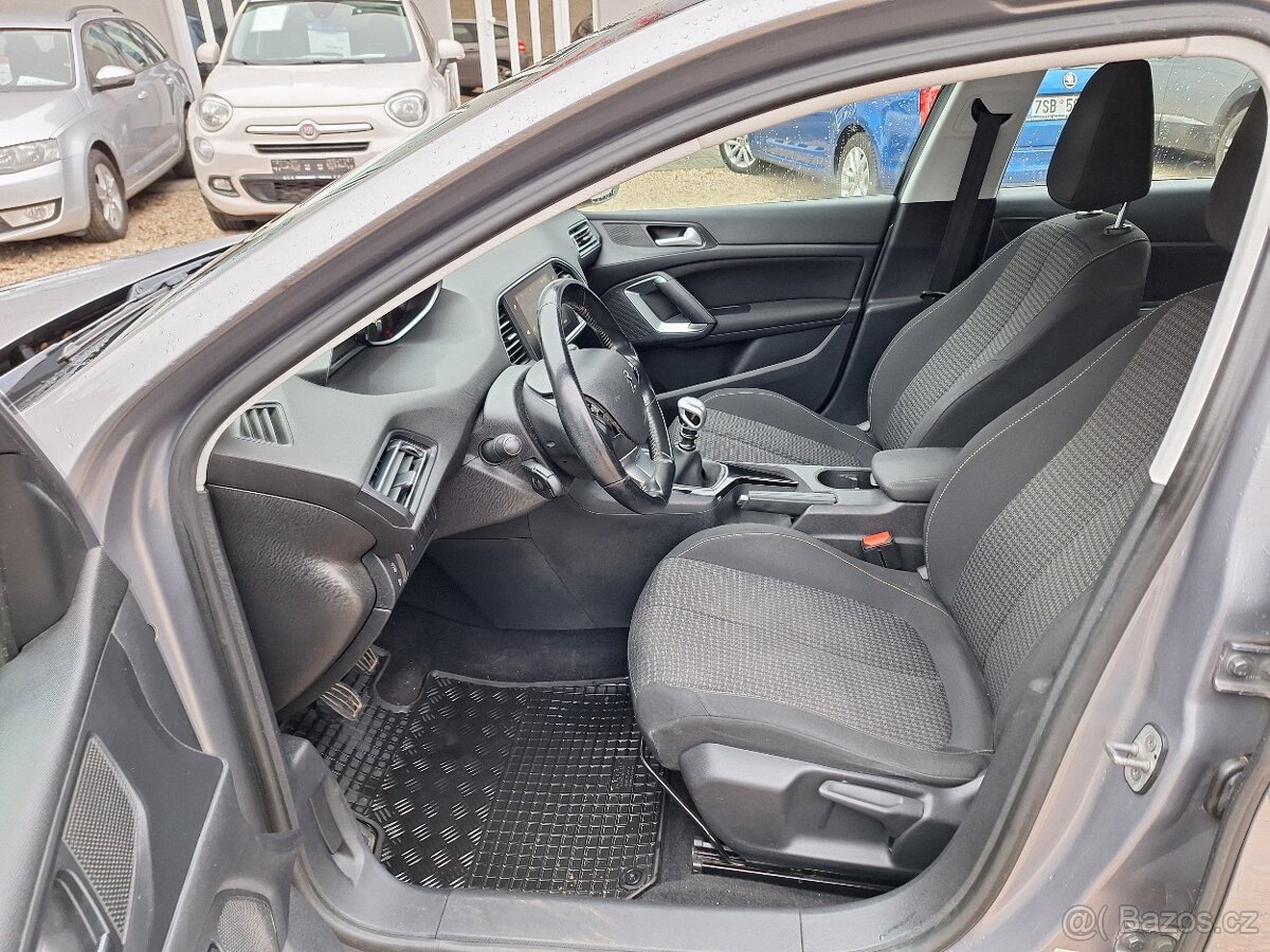 Peugeot 308 1.6HDi 88KW SW Nové v ČR +Zimní kola, S.Kniha - 11