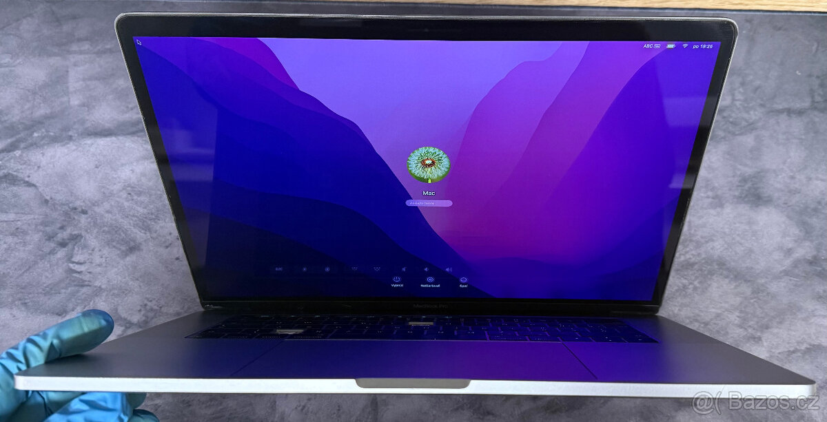 Apple Macbook Pro 15" 2016 i7/16GB/512GB - 11