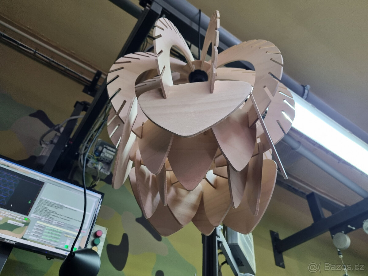 CNC Frezka 1300x2600mm s možností vákuového držení - 11