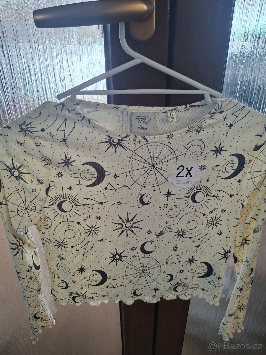 Mix dívčího oblečení - 11