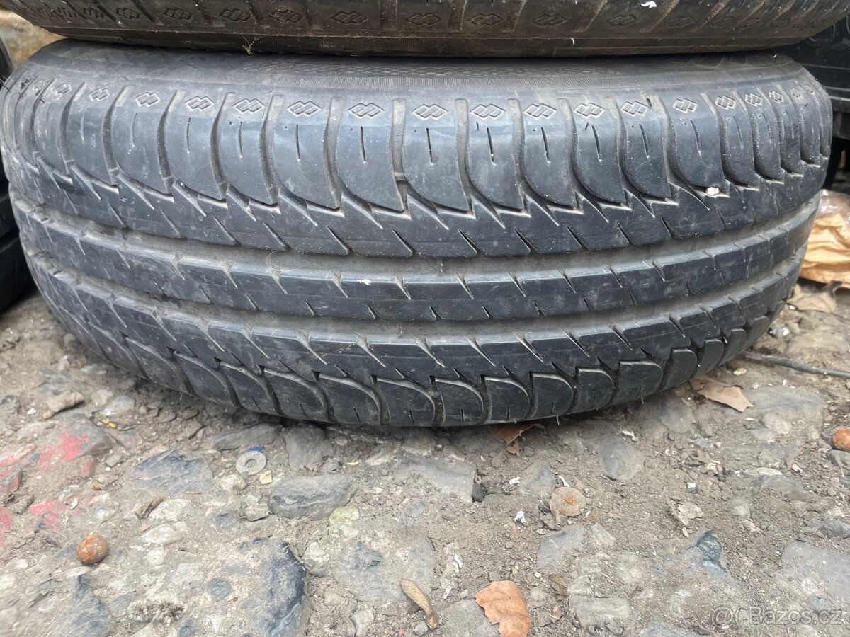 Pneu 195/65 R15 na ALU diskách 5x100 - 11