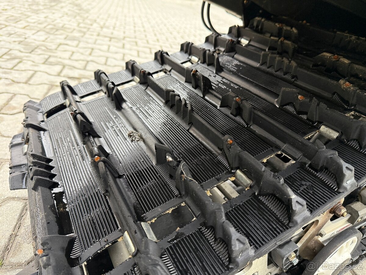 Snežný skúter Arctic Cat Bearcat 7000 XT - 11