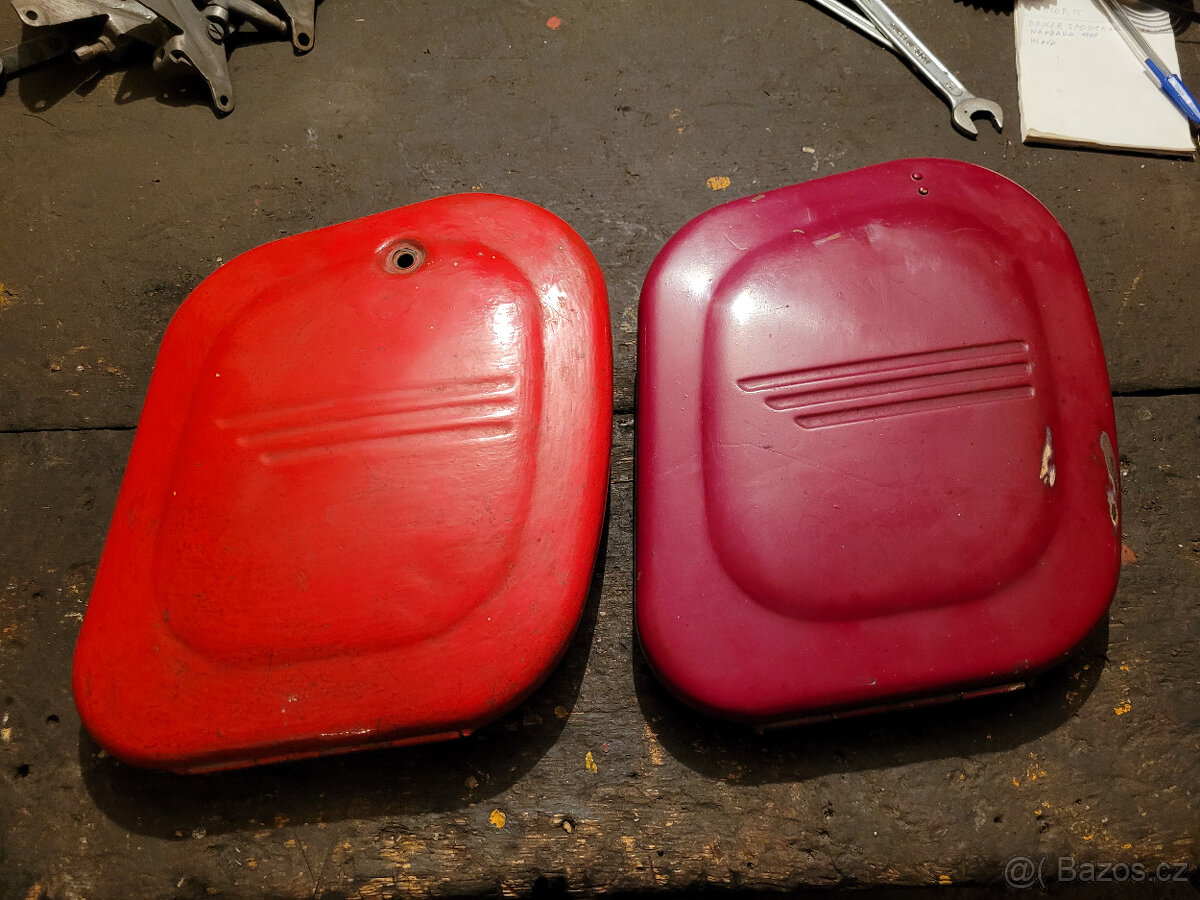 Jawa kývačka+panelka-různé plechové díly - 11