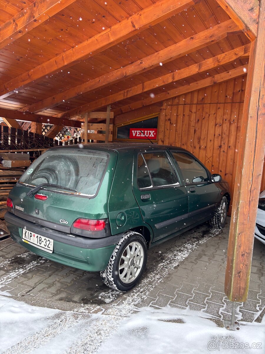 Renault clio 1.2 1997 - 11