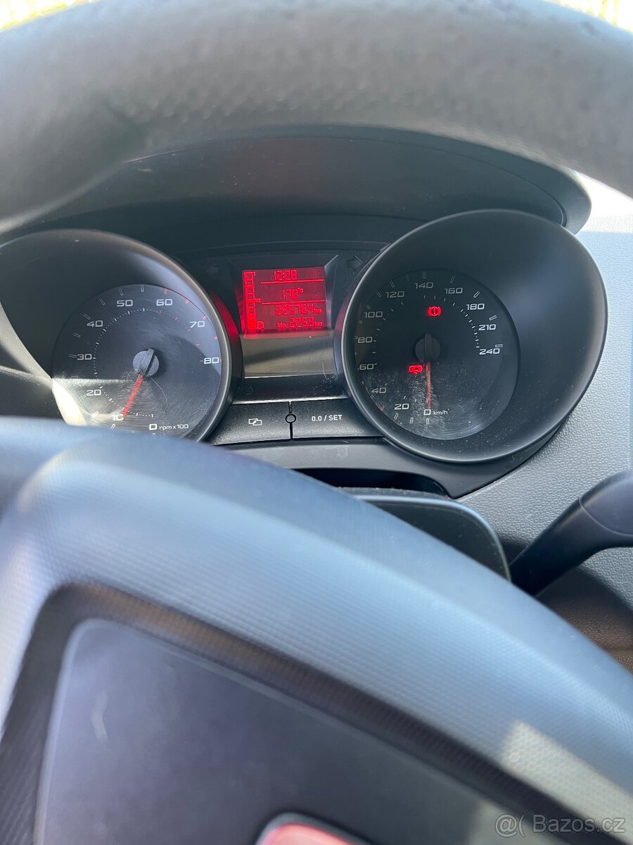 Seat Ibiza iv - 11